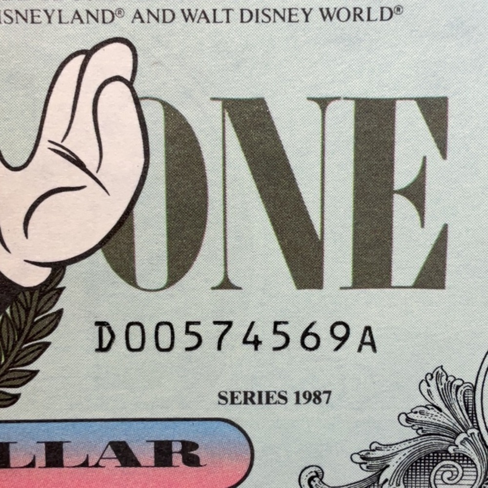 VINTAGE 1987 DISNEY DOLLAR - Picture 3 of 7